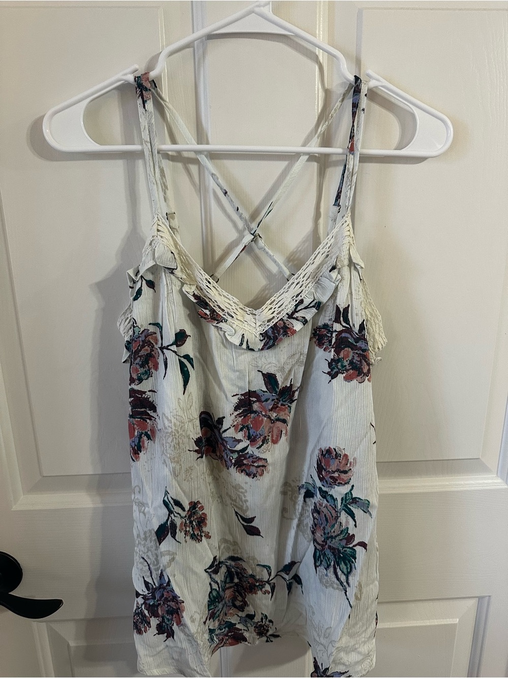 Floral Lace-Trim Strappy Tank Top - White/Pink
